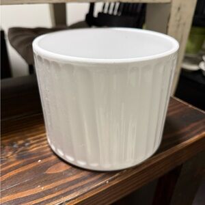 White Ribbed Ceramic Planter